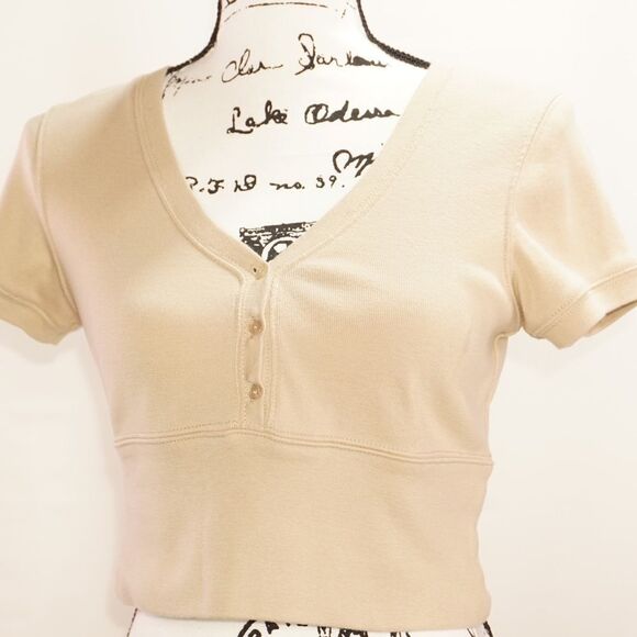 Cato Crop Sweater with Short Sleeves in Beige, M - Picture 5 of 9